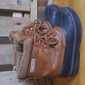 London Fog Collection Duck boots